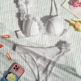 Bikini cu design din dantelă și suport cu sârmă