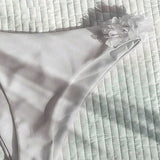 Bikini cu design din dantelă și suport cu sârmă