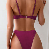 Set bikini din material uniform cu detalii la bretele