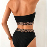 Bikini cu imprimeu leopard, cu bretele, efect patchwork și detalii perforate