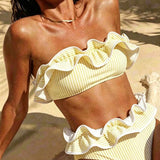 Costum de baie tip bikini cu volane