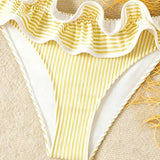 Costum de baie tip bikini cu volane