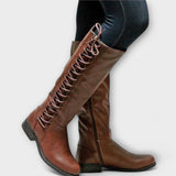 Karla | Cizme elegante cu nasturi pentru a obține un aspect confortabil și modern