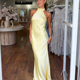 ZEYNEP | Rochie maxi elegantă din satin cu decolteu tip halter