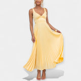 Selena | Rochie maxi plisată în nuanță de galben